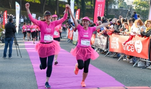 deux femmes à l'arrivée de la course de la Vannetaise